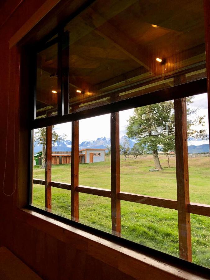 Cabanas Vista Al Paine 토레스 델 파이네 외부 사진