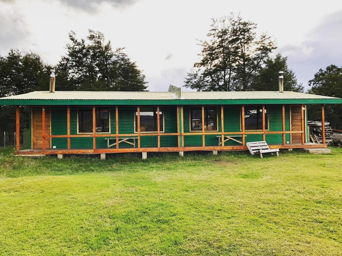 Cabanas Vista Al Paine 토레스 델 파이네 외부 사진